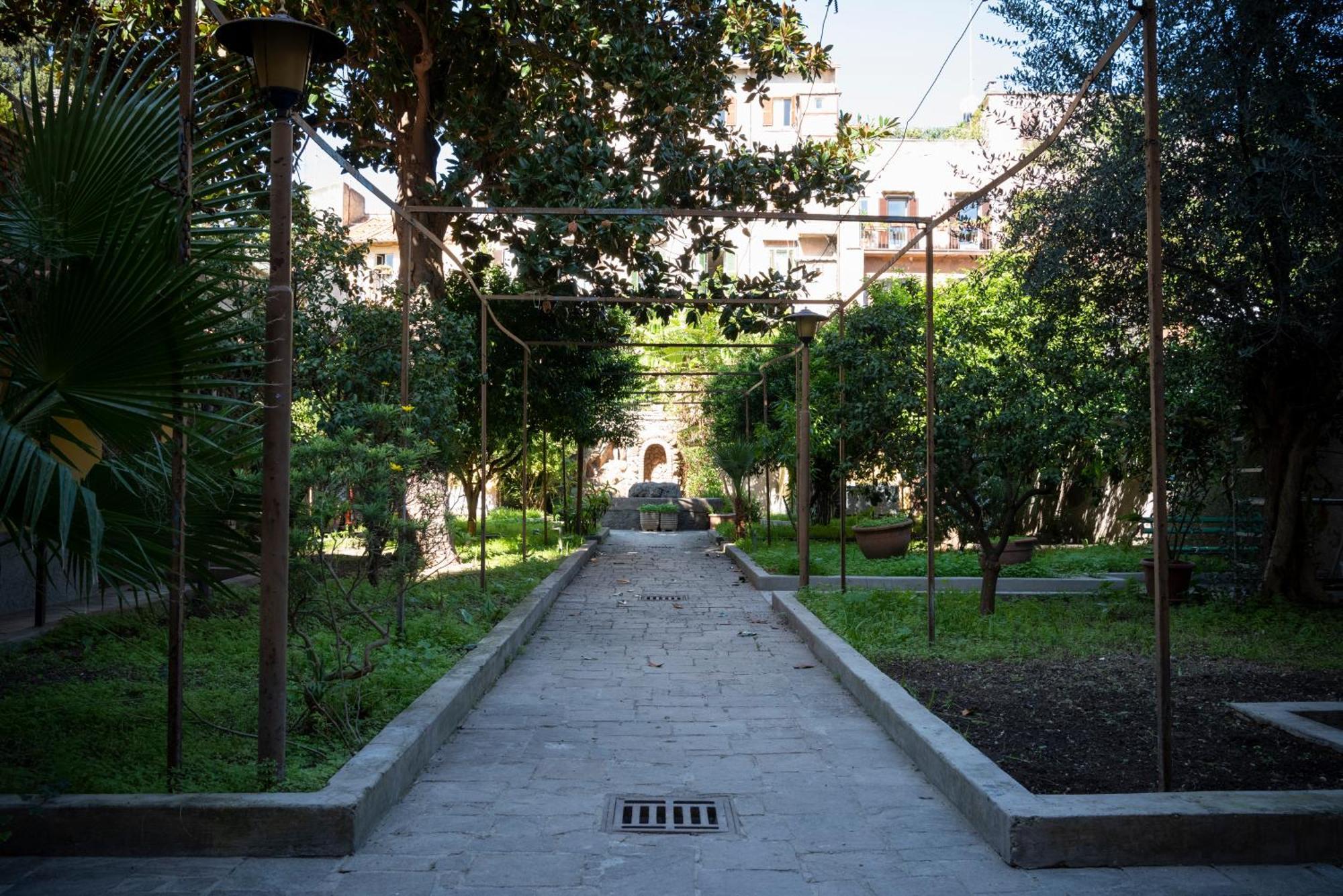 Residenza Leone XIII Hotel Rome Exterior photo